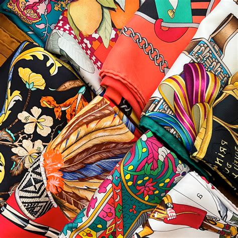 foulard hermes storia|hermes scarf explained.